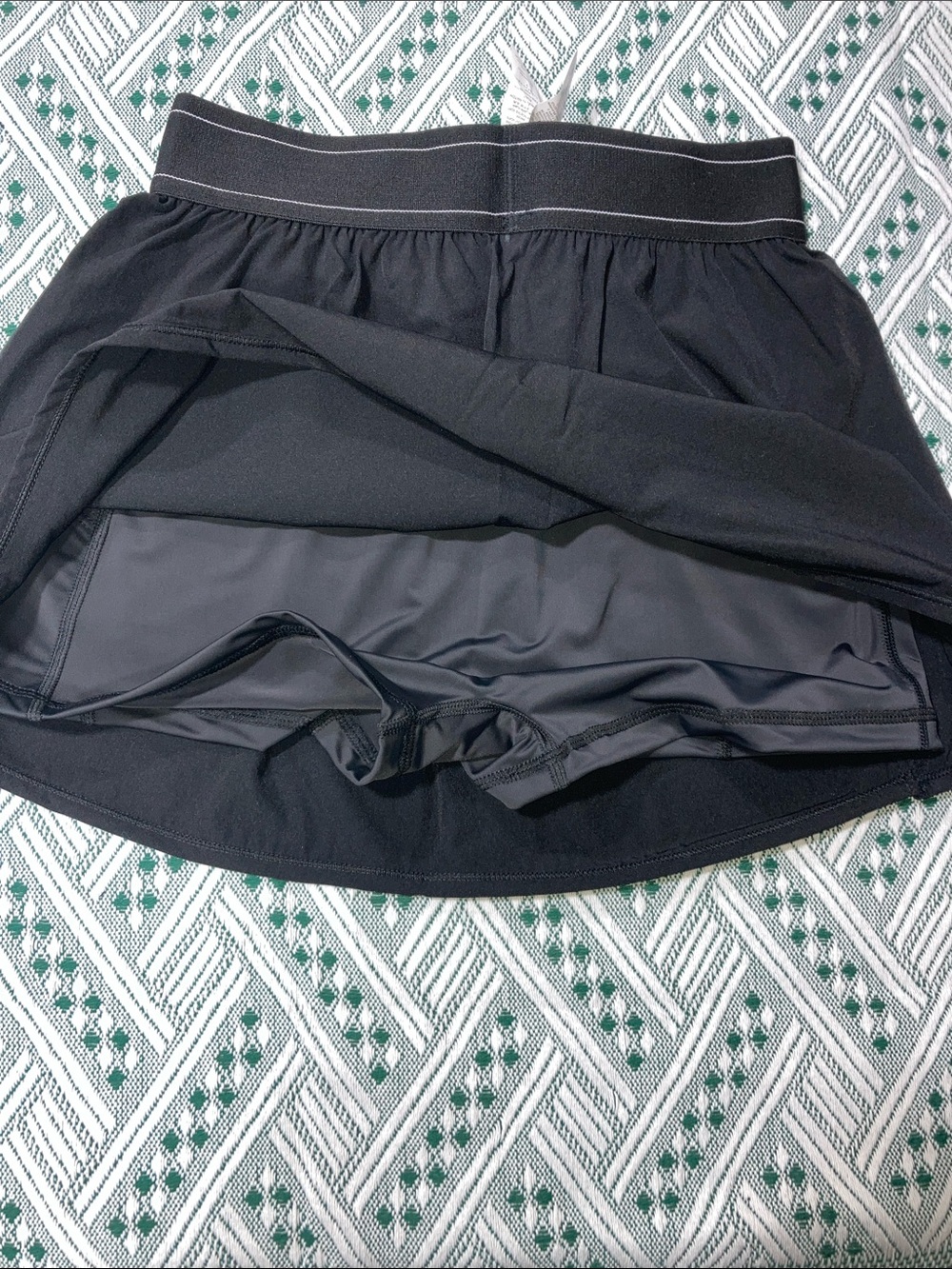 ALO Yoga Black Athletic Skirt with Logo Waistband - Picture 5 of 9